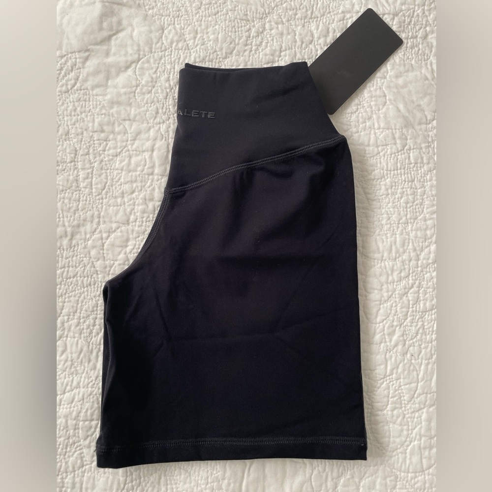 Alphalete Black Workout Shorts Brand NWT Size Small